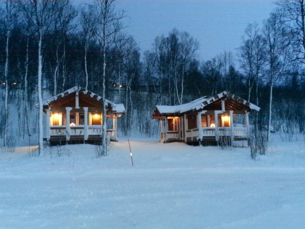 Svensby Tursenter Hotel Exterior photo